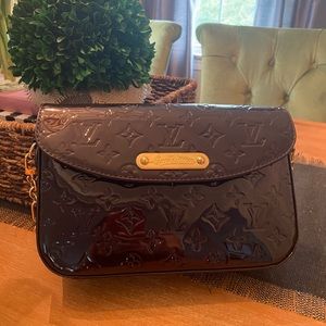 Louis Vuitton Monogram Vernis Rodeo Dr Amarante!